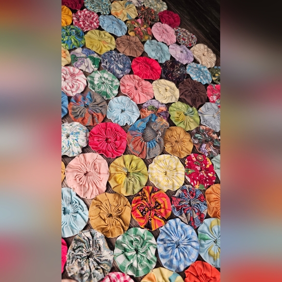 Vintage Handmade Colorful Yo-yo Patchwork Quilt Bedspread King 85.5"x101" - Picture 13 of 16